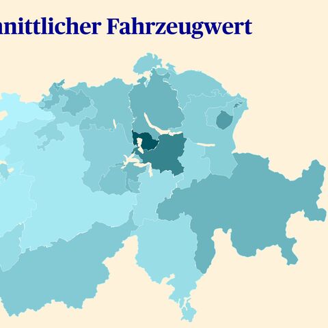 Eine Karte der Schweiz zeigt den durchschnittlichen Fahrzeugwert pro Region in verschiedenen Blautönen, von CHF 44'25 bis CHF 67'058.