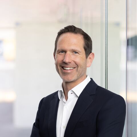 Auf dem Bild ist Alain Bahni zu sehen, der CEO der AMS