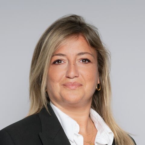 Maud Anezo