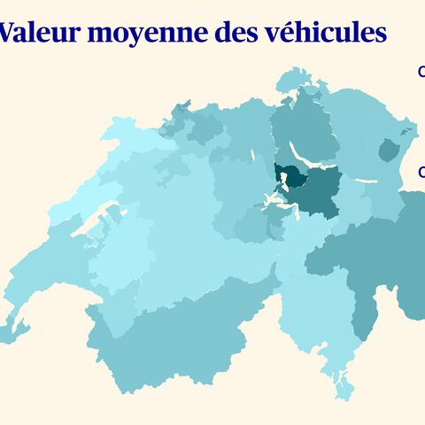 Une carte de la Suisse montre la valeur moyenne des véhicules par région dans différentes nuances de bleu, de CHF 41 710 à CHF 63 157.
