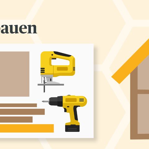 Schritt 2 zeigt Materialien und Werkzeuge wie Holzlatten, Stichsäge und Bohrmaschine, um den Rahmen eines kleinen Hauses zu bauen.