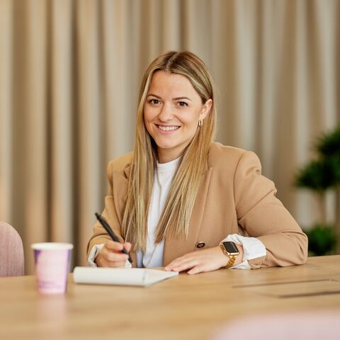 Seline, Product Manager 
