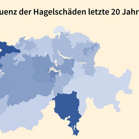 Karte der Schweiz zeigt die Frequenz von Hagelschäden in den letzten 20 Jahren, farbkodiert von hellblau (wenig) bis dunkelblau (viel).