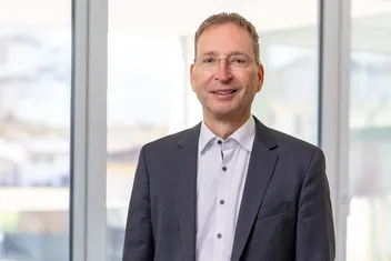 Dr. Rolf Steiner